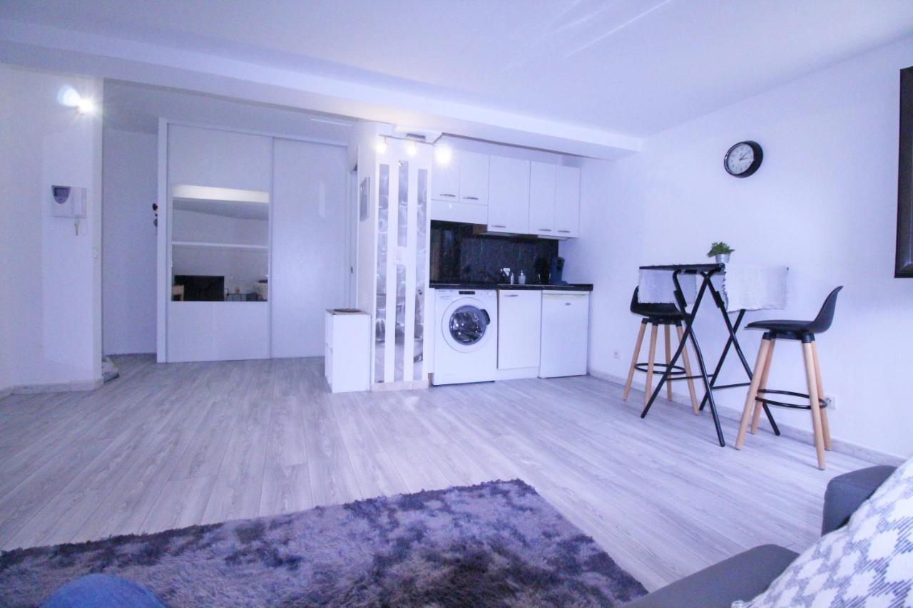 Large Studio Close To Monaco, Bnb Ric' Keys Beausoleil Exterior foto